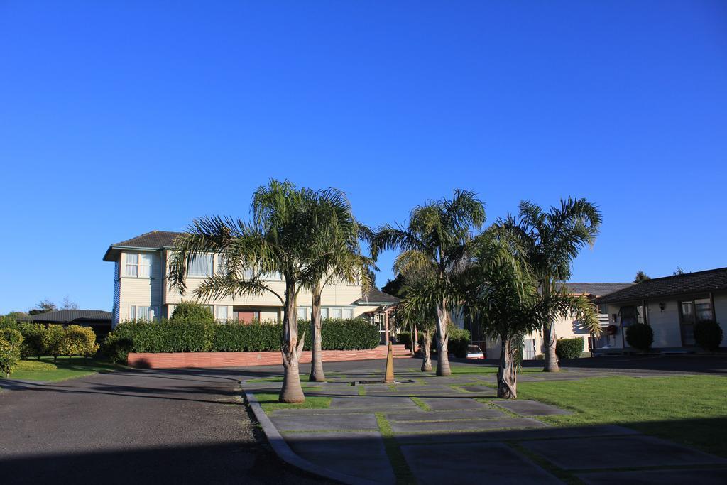 Coronation Court Motel ニュープリマス エクステリア 写真